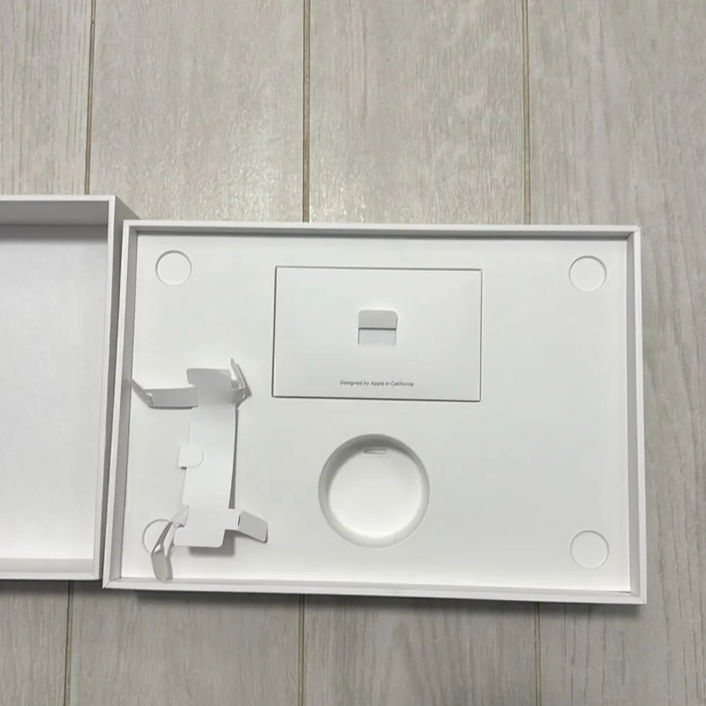 New Apple MacBook Air BOX